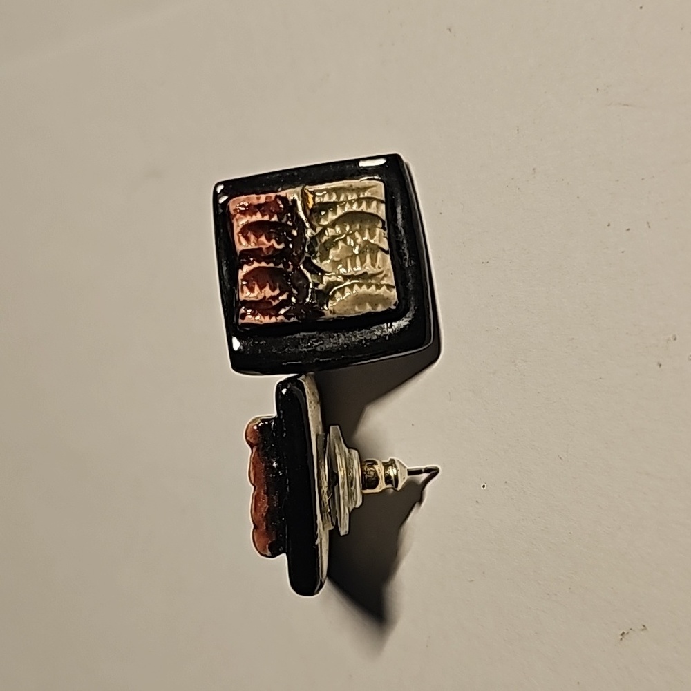 Hand made earinggs - Picture 2 of 3